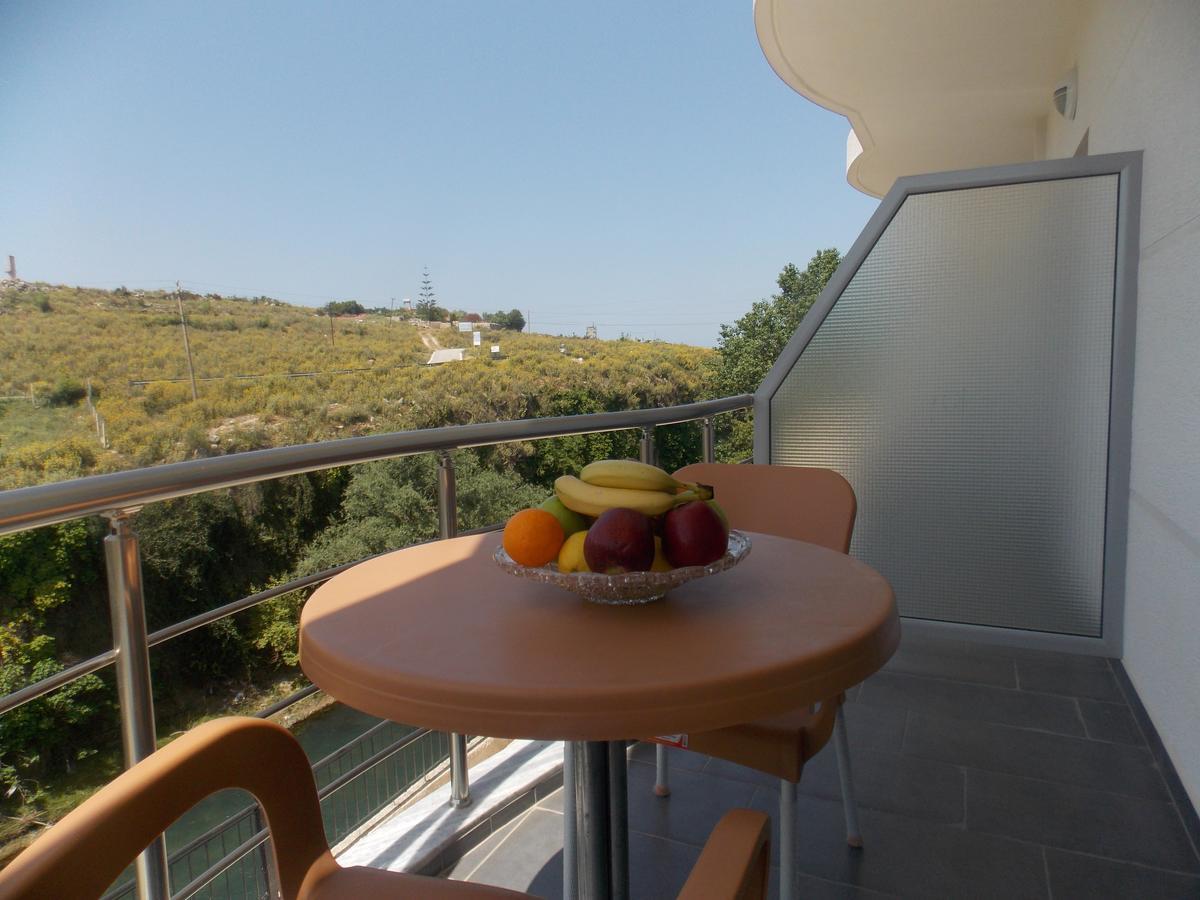 Hotel Irini ساراندا المظهر الخارجي الصورة