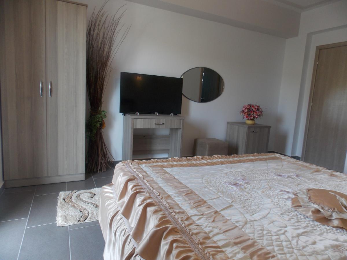 Hotel Irini ساراندا المظهر الخارجي الصورة
