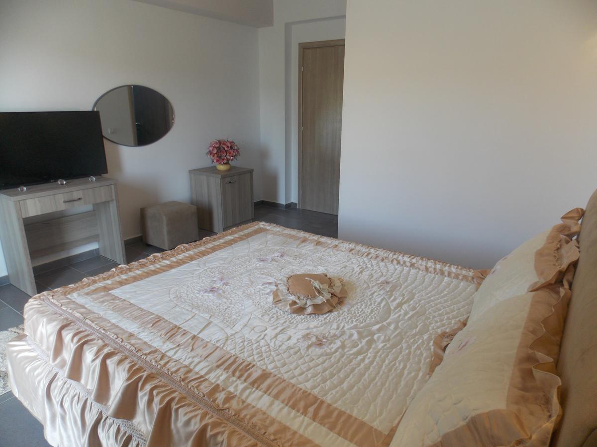Hotel Irini ساراندا المظهر الخارجي الصورة